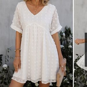 Honey Pot Clip Dot V-Neck Babydoll Dress